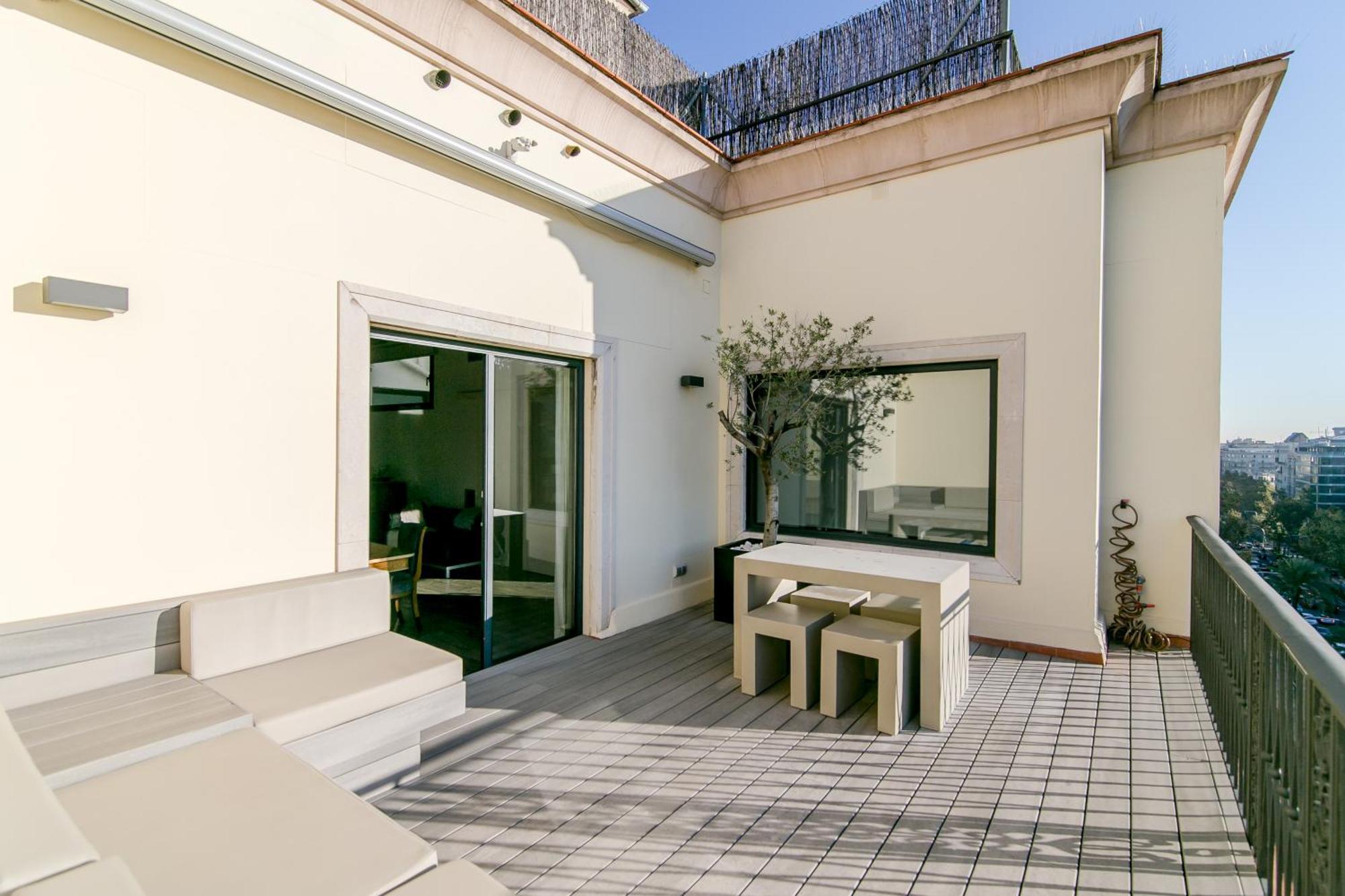 Deco Apartments Barcelona-Diagonal Luaran gambar