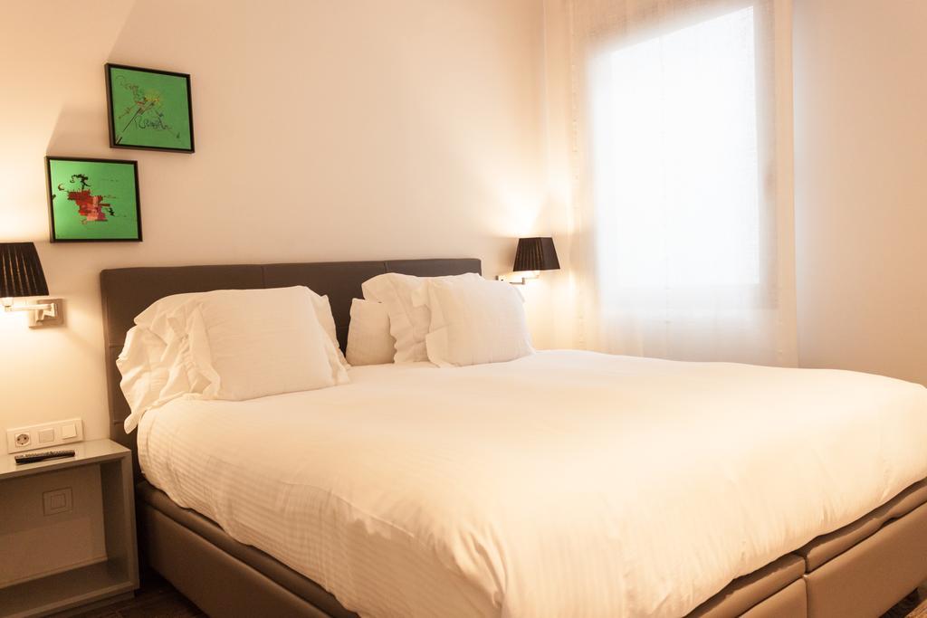 Deco Apartments Barcelona-Diagonal Luaran gambar